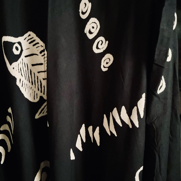 👗 Nwt  Long black and white long dress with a costal theme. - Picture 3 of 4